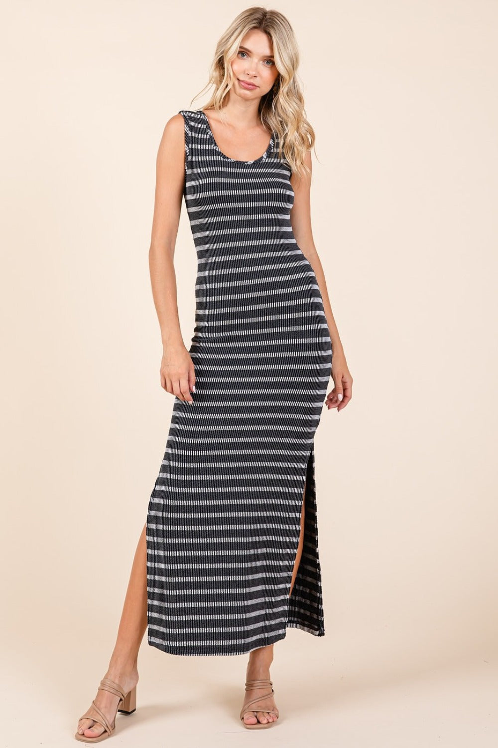 SANS Striped Scoop Neck Sleeveless Maxi Dress