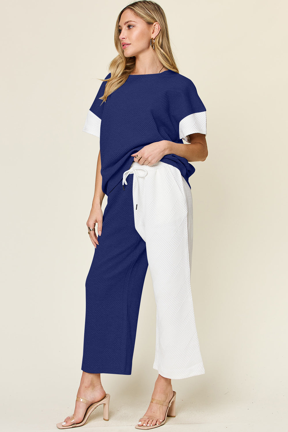 Texture Contrast T-Shirt and Wide Leg Pants Set